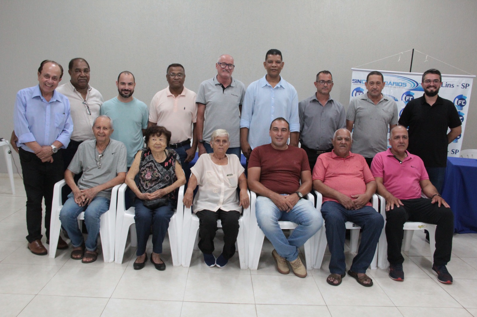 NOVA DIRETORIA DO SINDICATO DOS COMERCIÁRIOS DE LINS E REGIÃO É ELEITA POR UNANIMIDADE