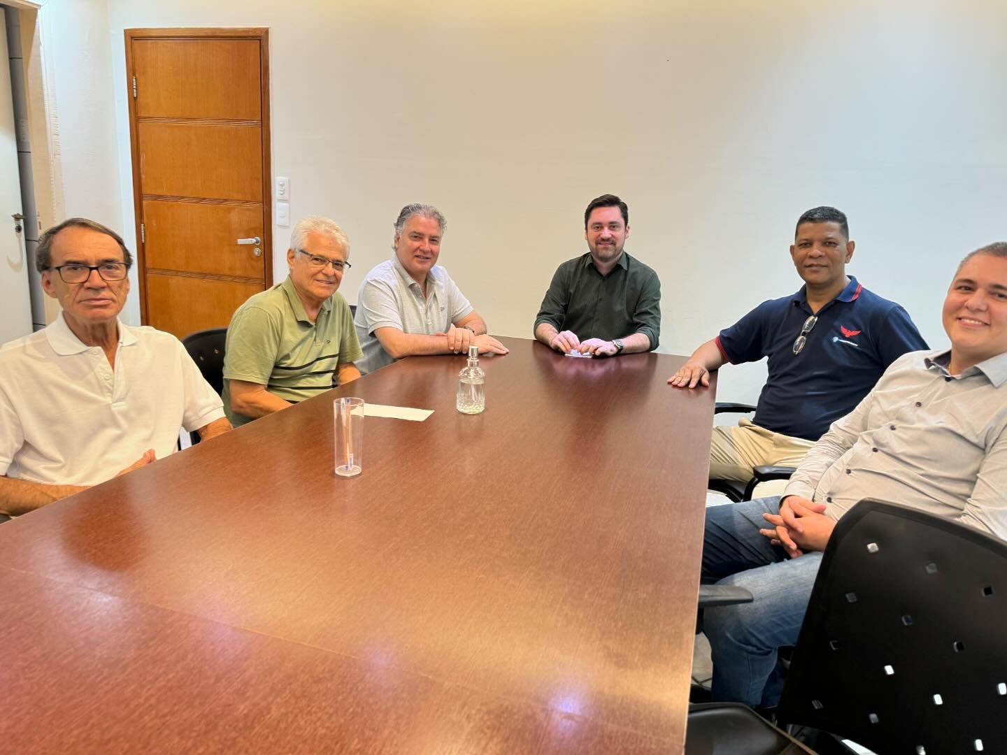 TRABALHO EM CONJUNTO | Sindicato dos Comerciários de Lins e Prefeitura realizaram reunião